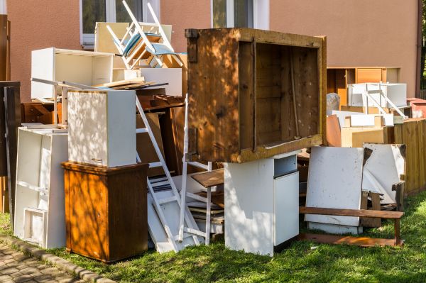 Junk Haul Away Service in Midlothian