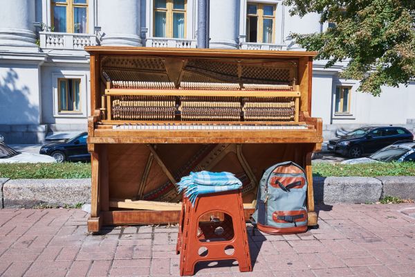 Piano Removal Service in Midlothian