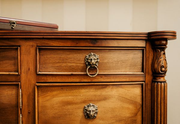Dresser Disposal in Midlothian